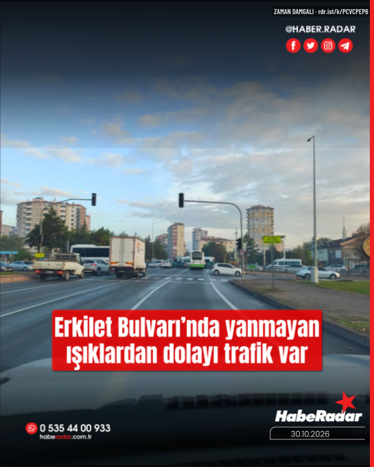 Erkilet Bulvarı'nda yanmayan ışıklardan trafik oluşuyor